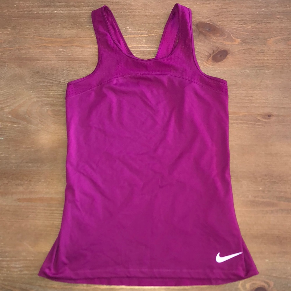 Nike workout tank